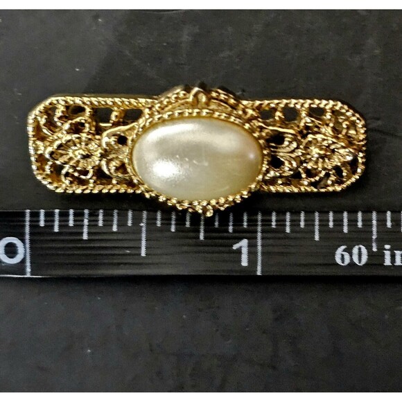 Vintage Bar Brooch Gold Tone Faux Pearl Stone Estate Piece 1.25" EUC - Picture 7 of 9
